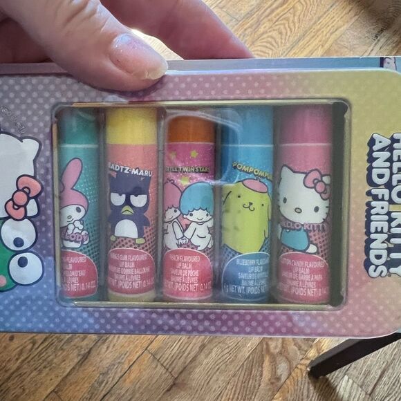 1 LEFT! Hello Kitty & Friends Plant Based Lip Balms With Tin - Picture 4 of 6
